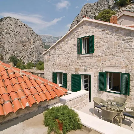 3 Bedroom Lovely In Omis