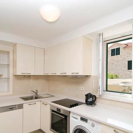 3 Bedroom Lovely In * Omis